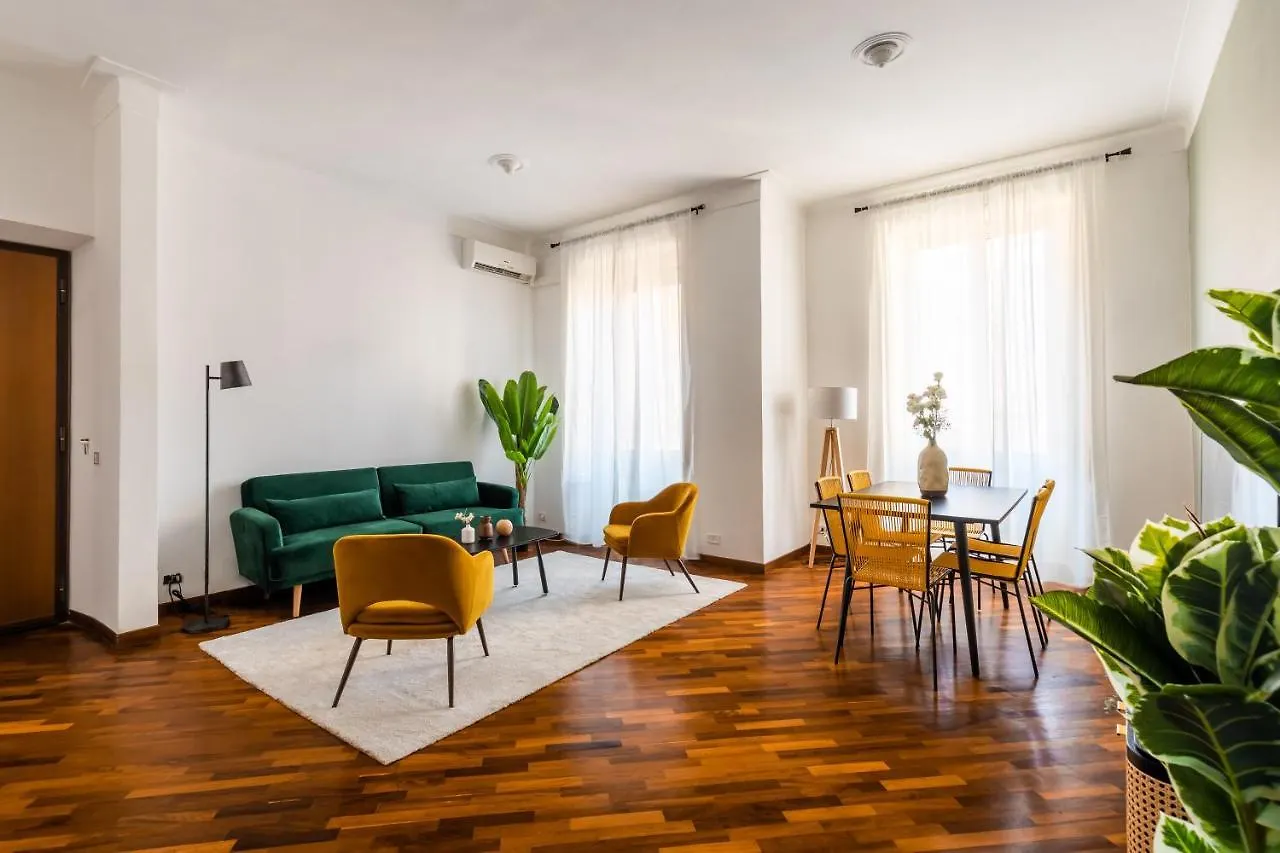 Prestigious Apartment At The Vatican Rome
