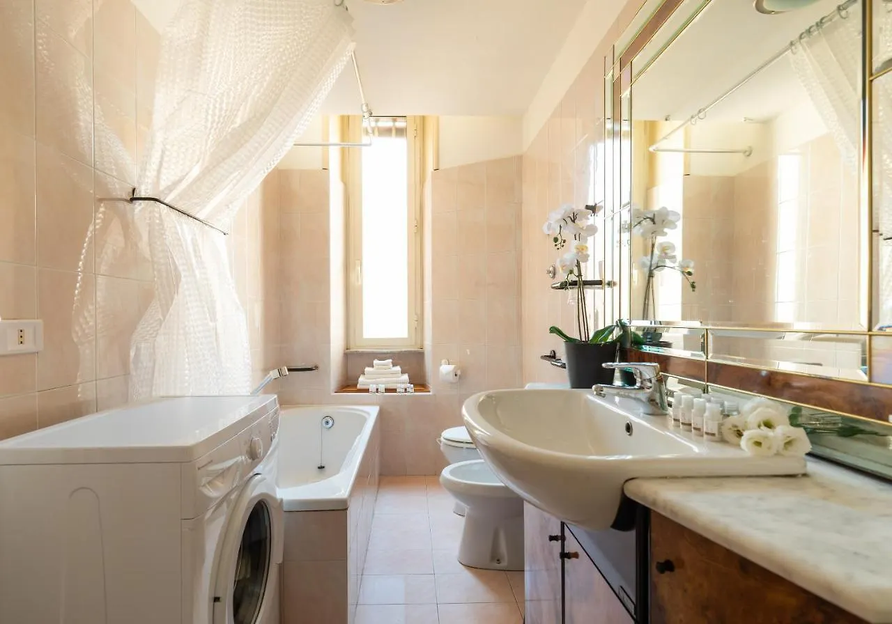 Prestigious Apartment At The Vatican Rome Italy