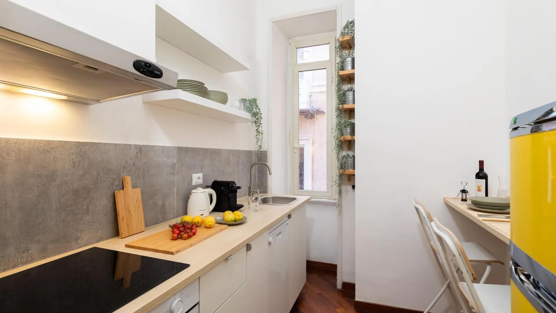 Prestigious Apartment At The Vatican Rome